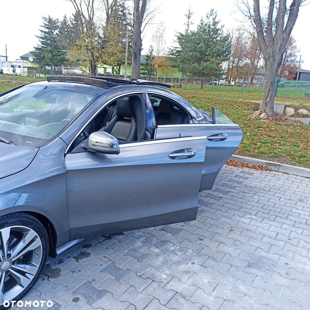 Mercedes-Benz CLA 250 7G-DCT UrbanStyle Edition - 10