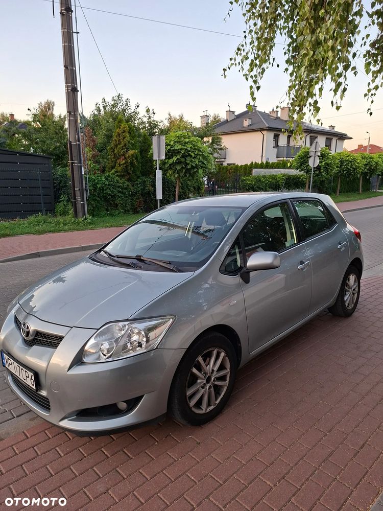 Toyota Auris 1.4 D-4D Luna - 3