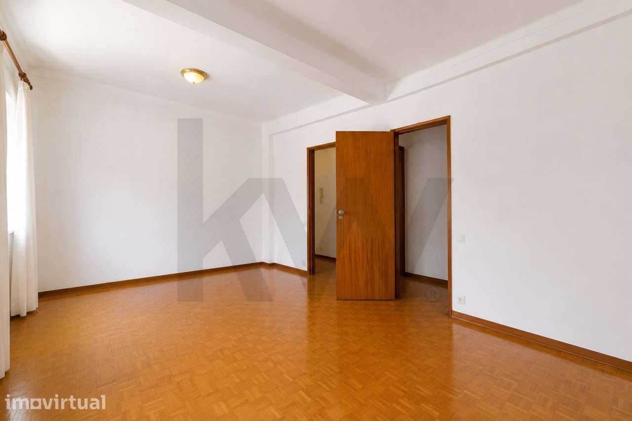 T2+1 com 100 m2 junto à Praça de Touros, em Santarém - Grande imagem: 3/21