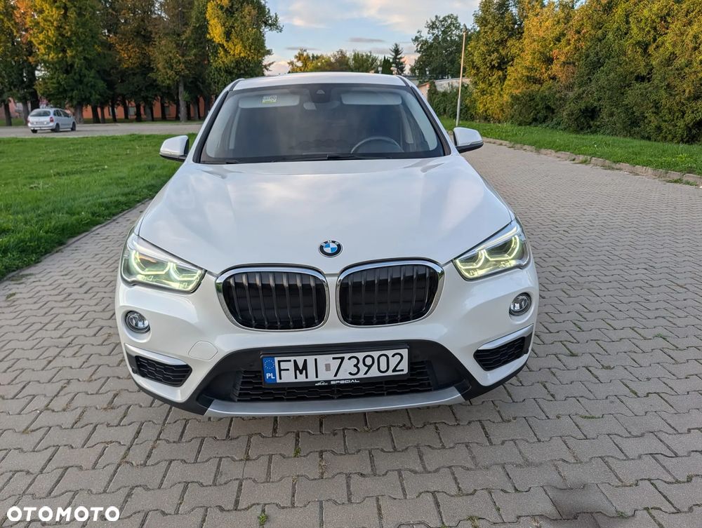 BMW X1 xDrive20i - 17
