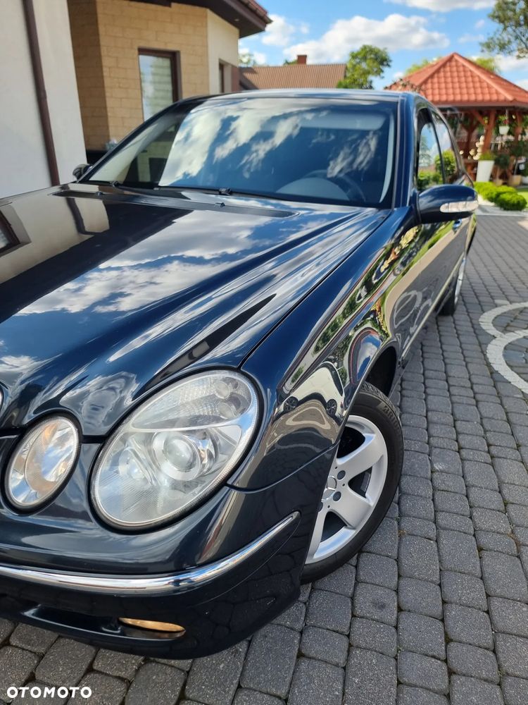 Mercedes-Benz Klasa E 240 4-Matic Avantgarde - 28