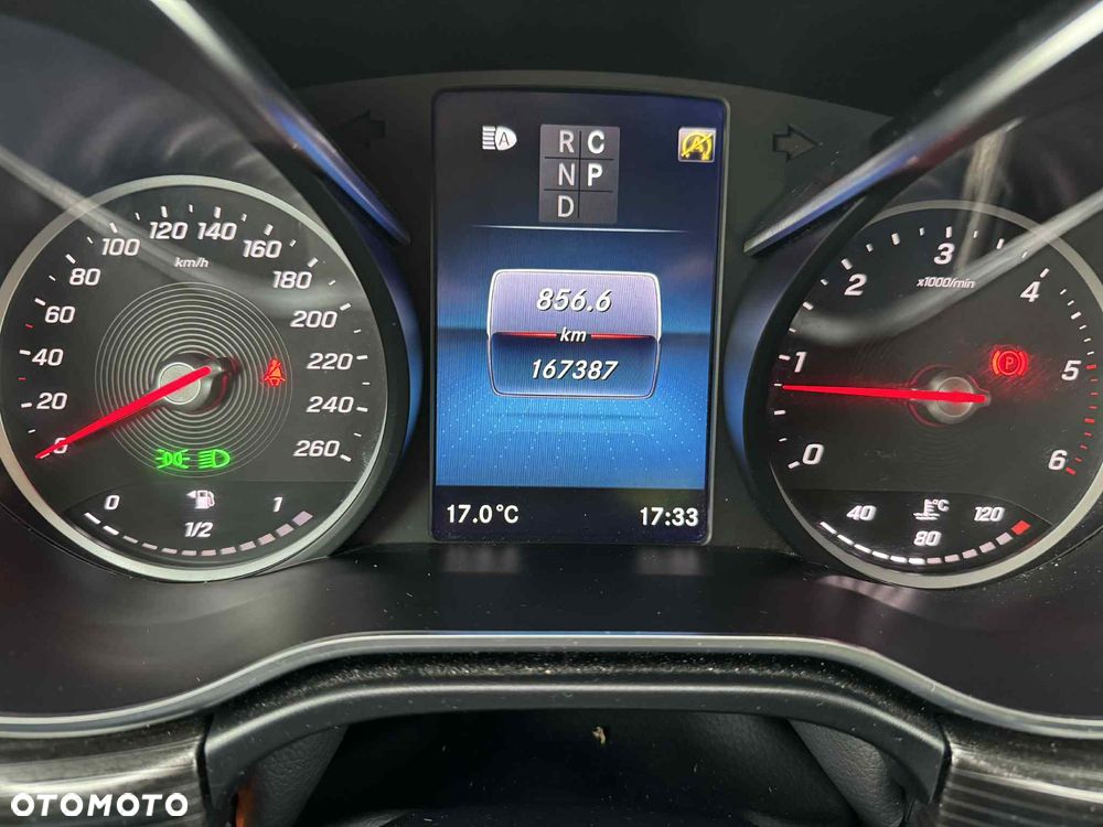 Mercedes-Benz Klasa V 250 d Avantgarde 9G-Tronic (d³ugi) - 20