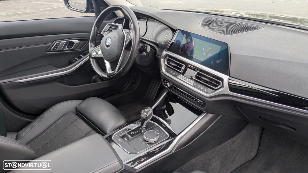 BMW 330 e Line Sport Auto - 12