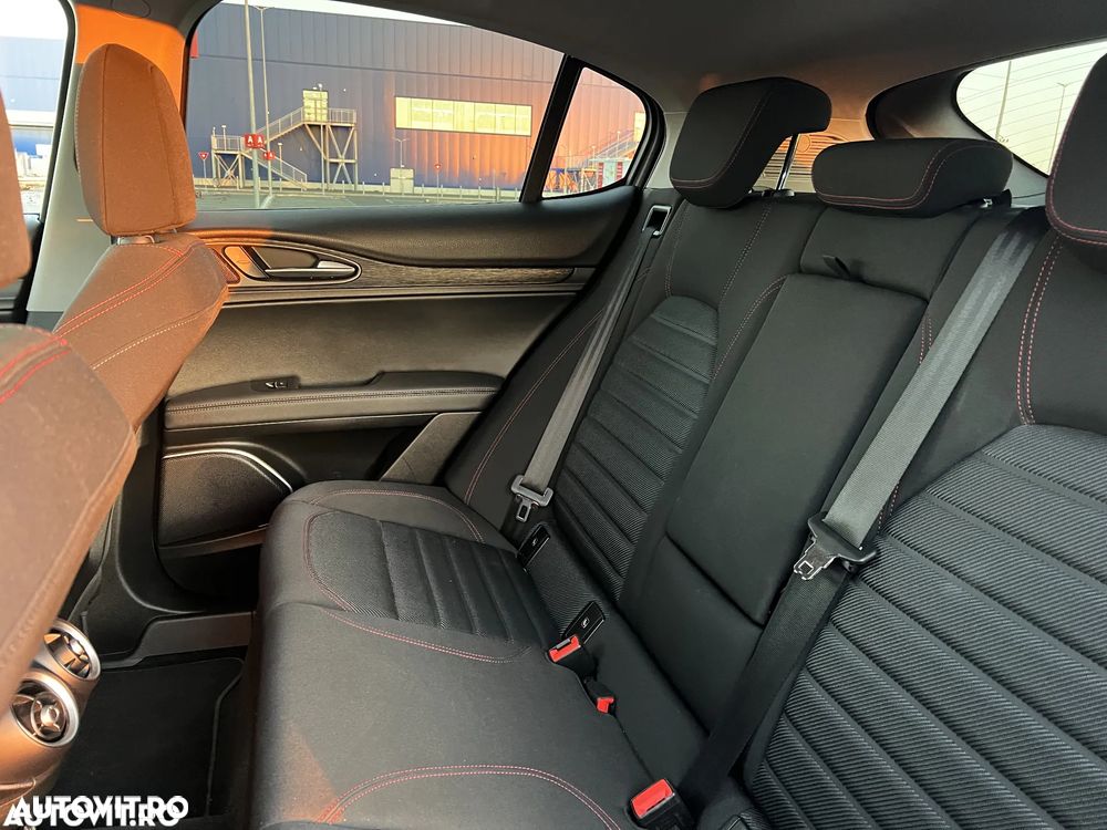 Alfa Romeo Stelvio 2.0 Turbo 16V AT8-Q4 Super - 5