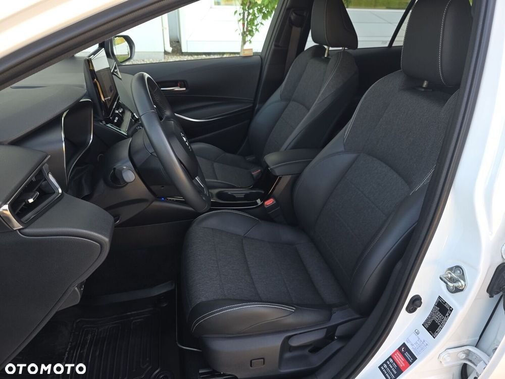 Toyota Corolla 1.8 Hybrid Style - 13