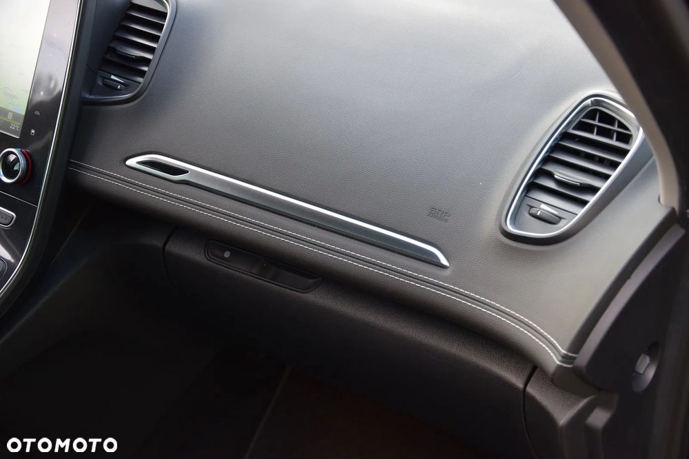 Renault Grand Scenic - 21