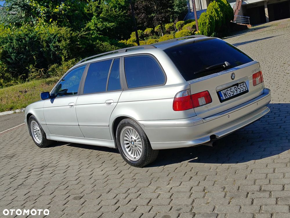 BMW Seria 5 - 16