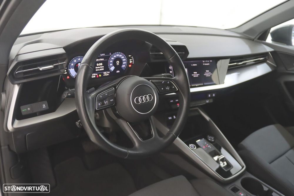 Audi A3 Limousine 30 TFSI S line S tronic - 4