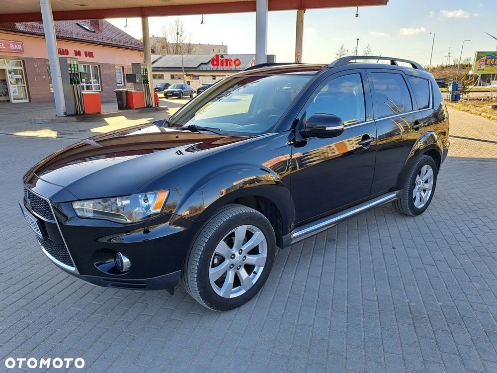 Mitsubishi Outlander - 14