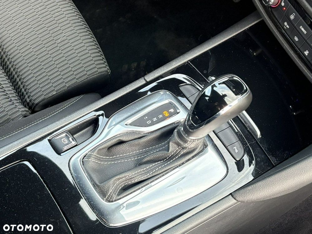 Opel Insignia 2.0 CDTI Business Elegance S&S - 17