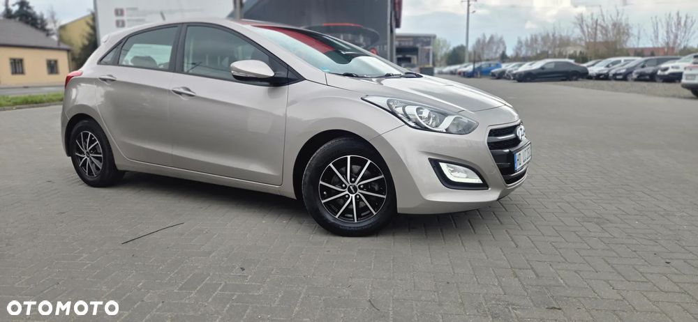 Hyundai i30 1.6 CRDi Premium - 19