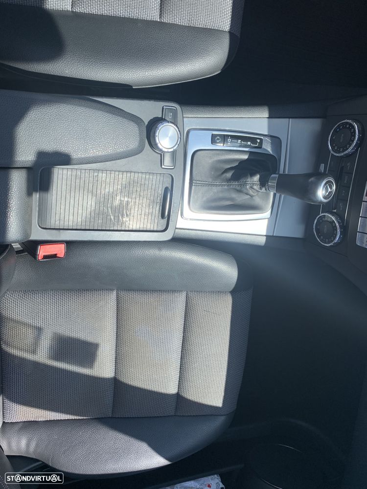 Mercedes-Benz C 220 Station CDI DPF Auto BlueEFFICIENCY Avantgarde - 11