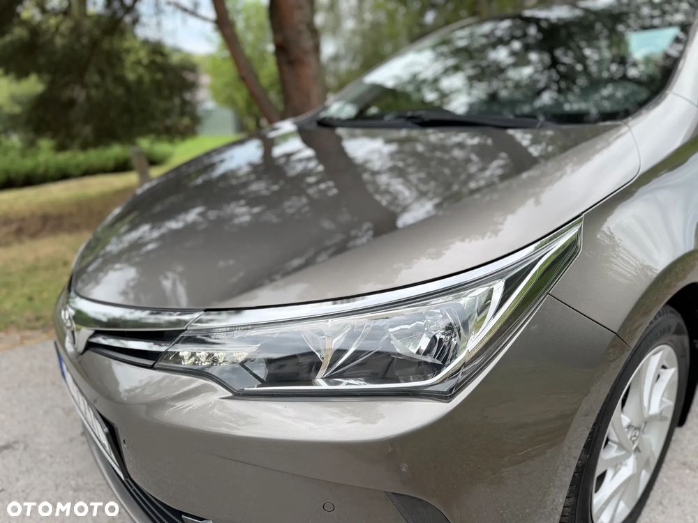 Toyota Corolla 1.6 Premium MS - 29