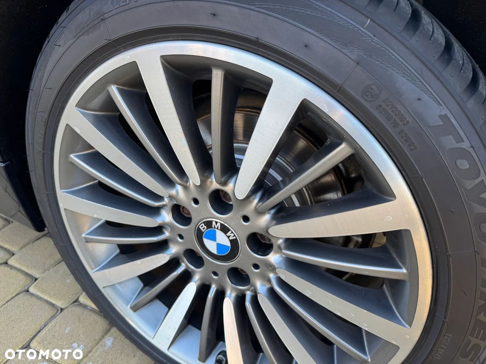 BMW Seria 3 325d Luxury Line - 10
