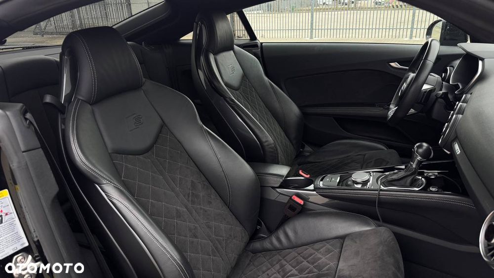 Audi TT Coupé - 15
