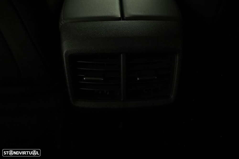 Citroën C5 Aircross 1.6 Hybrid Plus e-EAT8 - 25