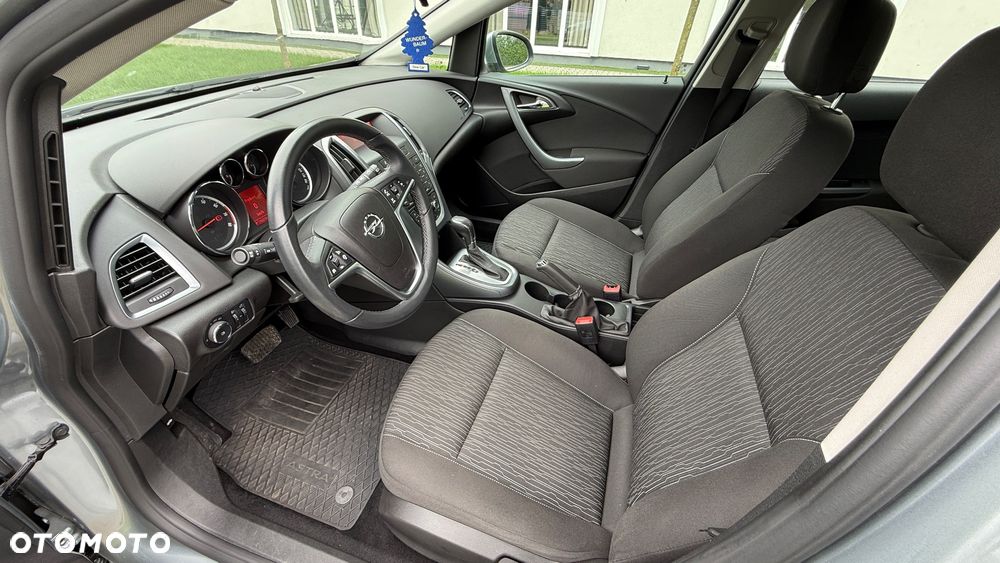 Opel Astra 1.4 T Enjoy EU6 - 10