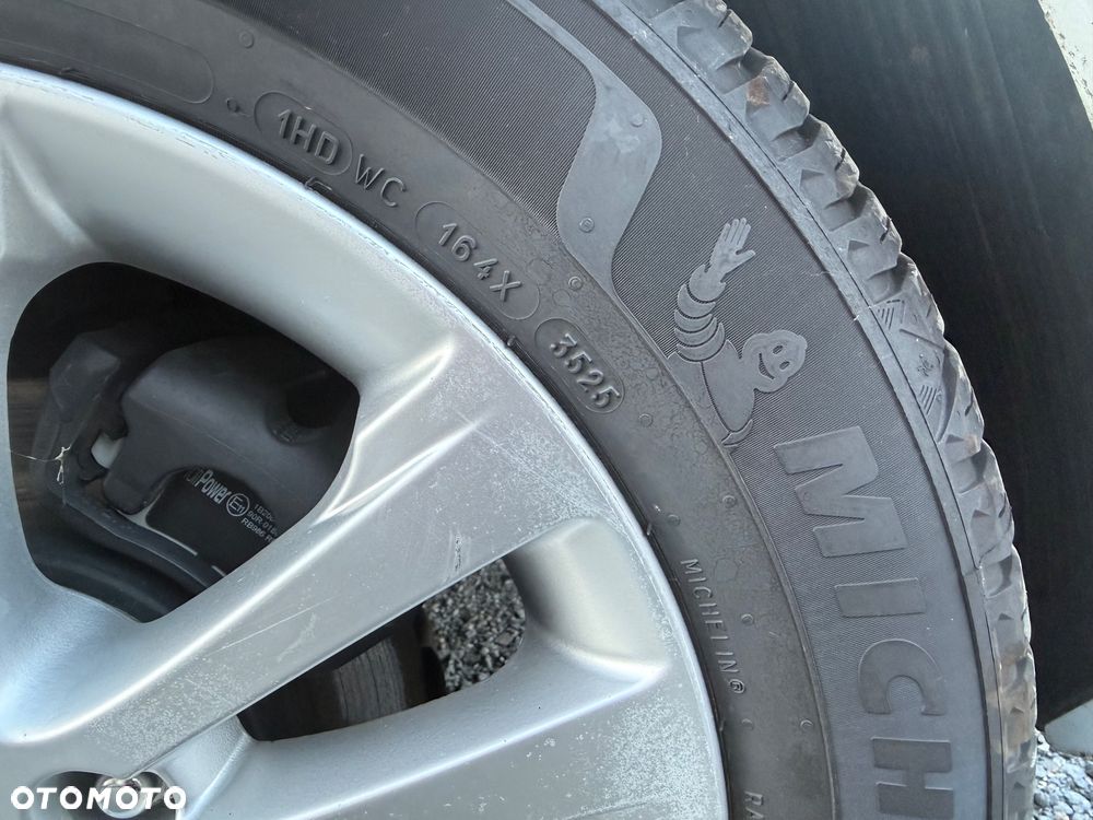 Kia Ceed 1.6 GDI L - 28