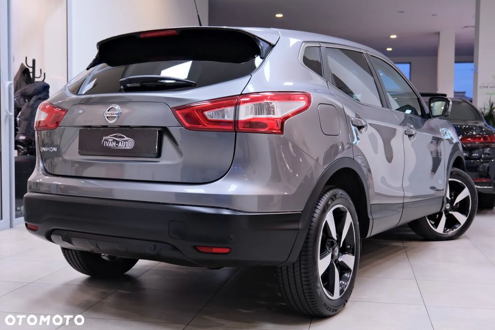 Nissan Qashqai 1.6 dCi Tekna - 16