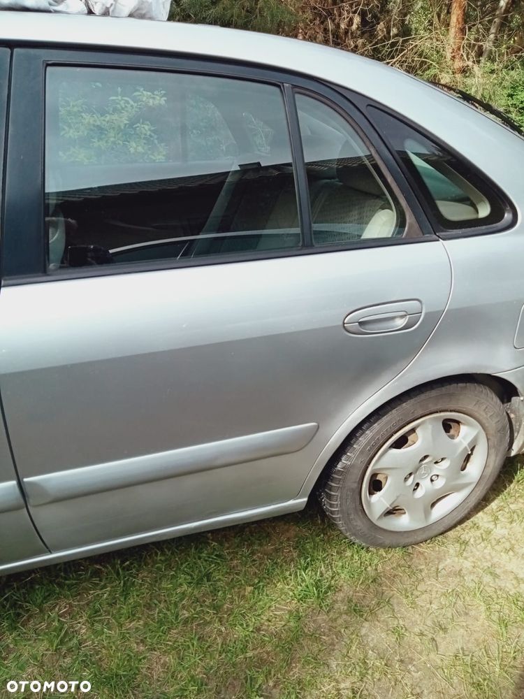 Mazda 626 2.0 - 3