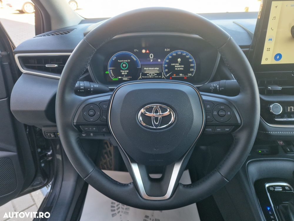 Toyota Corolla 1.8 HSD Dynamic - 13