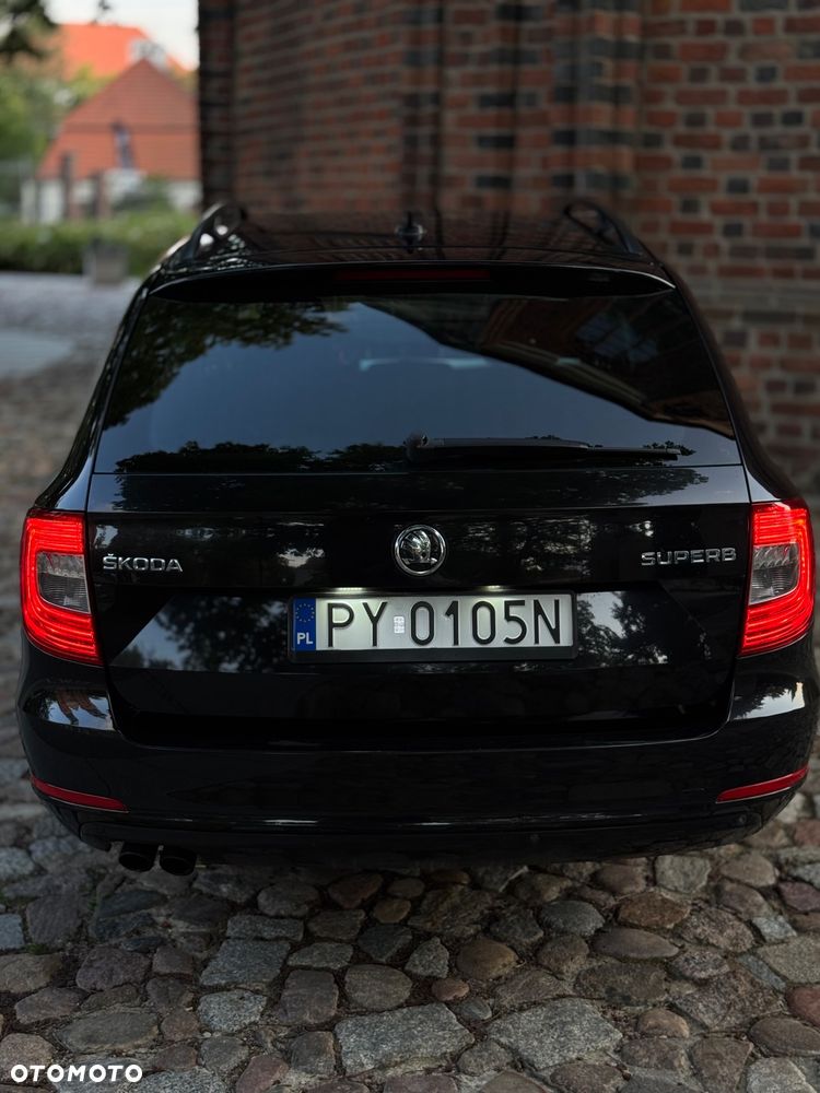 Skoda Superb 2.0 TDI Active DSG - 14
