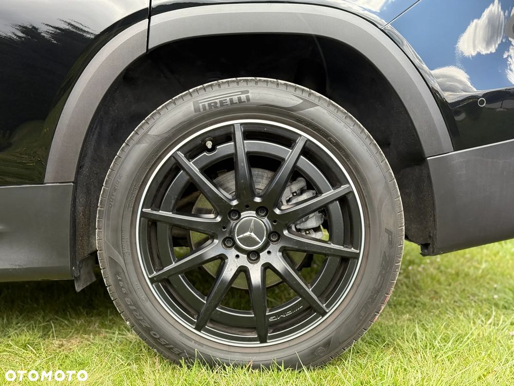 Mercedes-Benz GLB 200 d 8G-DCT AMG Line - 36