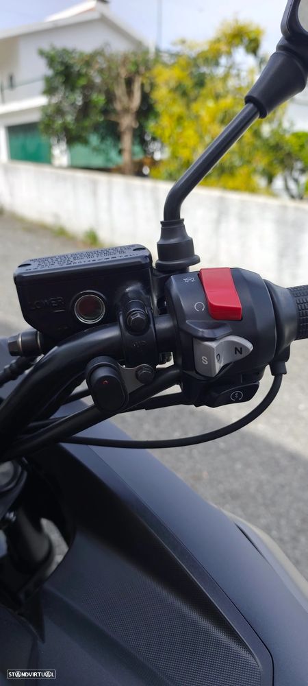 Honda NC750X RC90 2;3 - 14