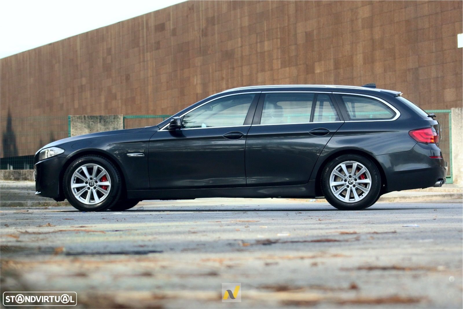 BMW 520 dA Touring Sport - 1