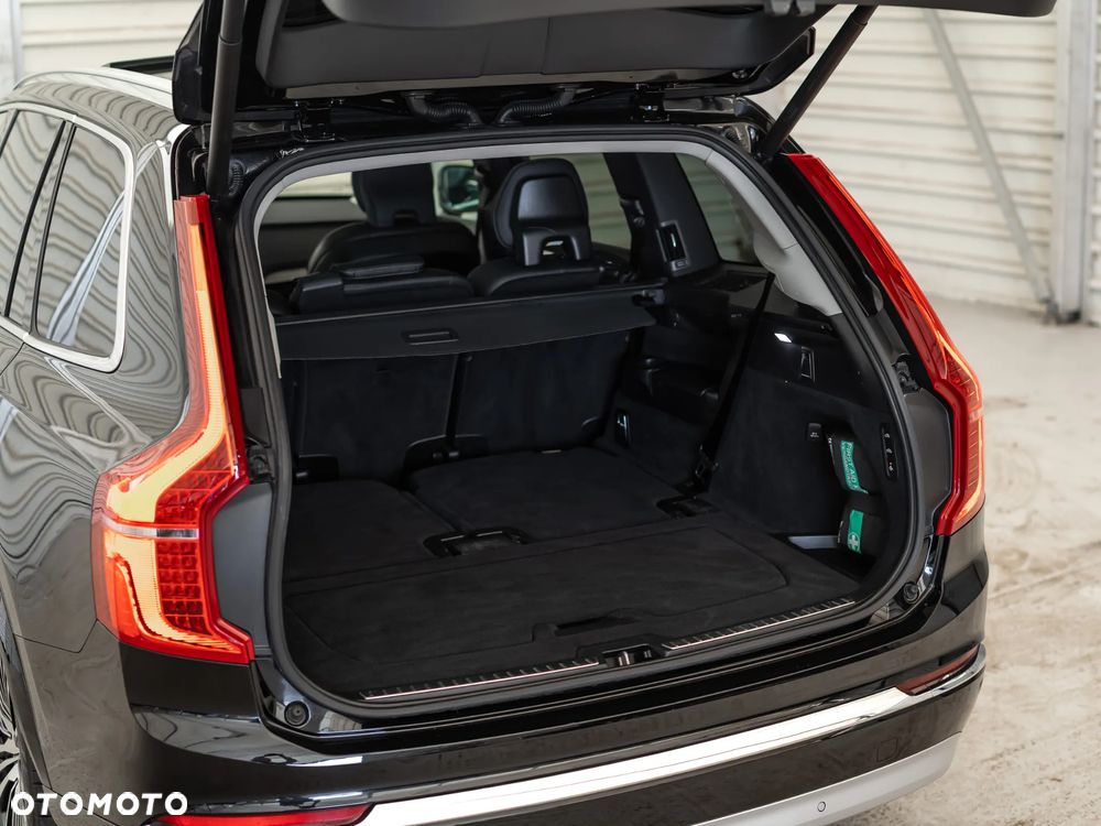 Volvo XC 90 T8 AWD Plug-In Hybrid Inscription 7os - 40