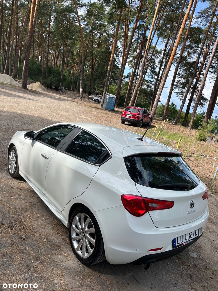 Alfa Romeo Giulietta 1.4 TB 16V Multiair TCT Sport - 4