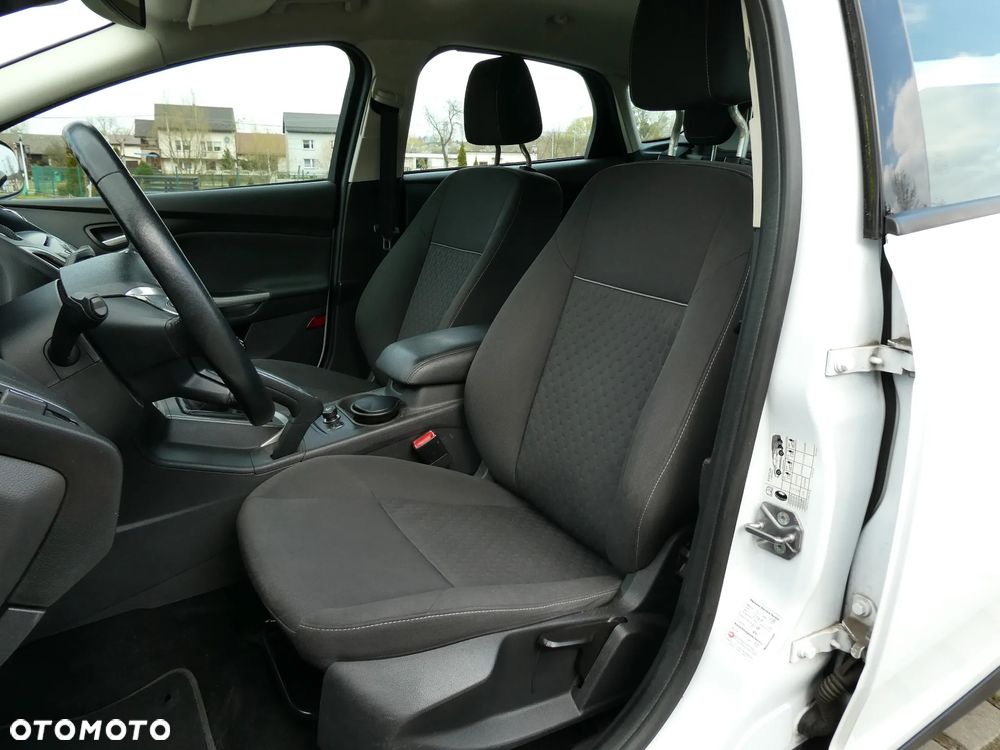 Ford Focus 1.6 EcoBoost Start-Stopp-System SYNC Edition - 10