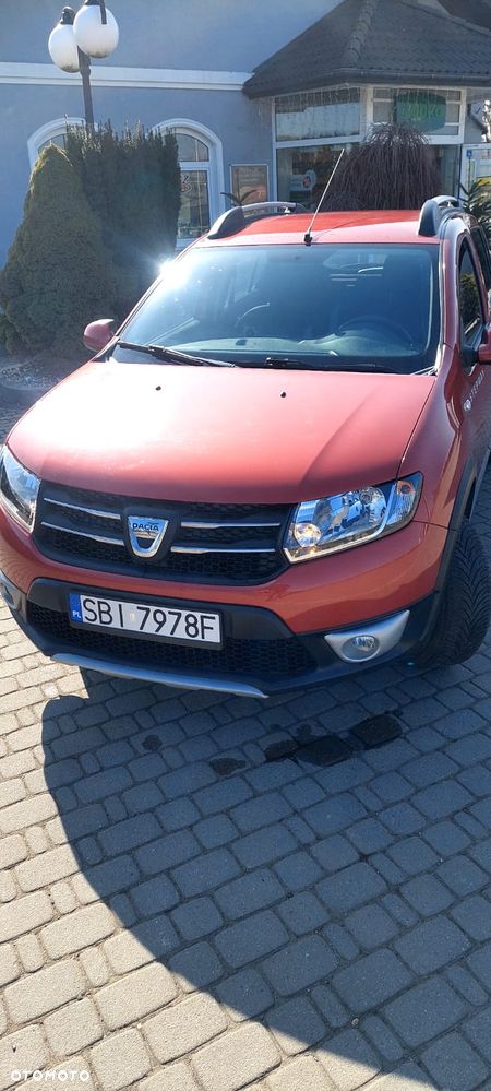 Dacia Sandero TCe 90 Celebration - 9