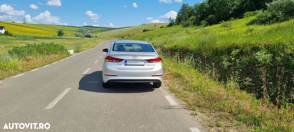 Hyundai Elantra 1.6 MPi Classic - 6