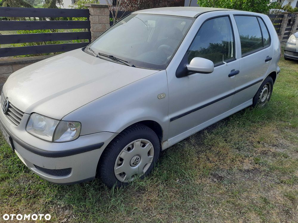 Volkswagen Polo - 1