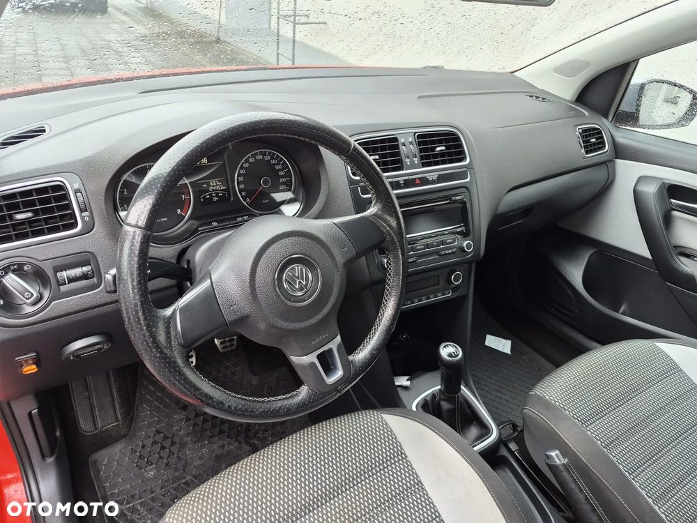 Volkswagen Polo - 10