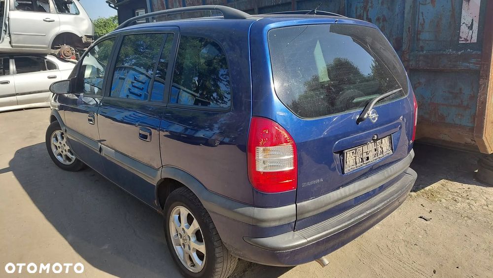 Na części: Opel Zafira-A Rok 2005 Pojemność 1796 Moc 92 Benzyna kod lakieru Z21B - 5