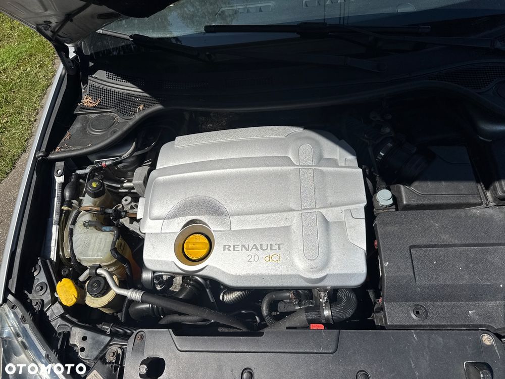 Renault Laguna 2.0 DCi Confort Dynamique - 21
