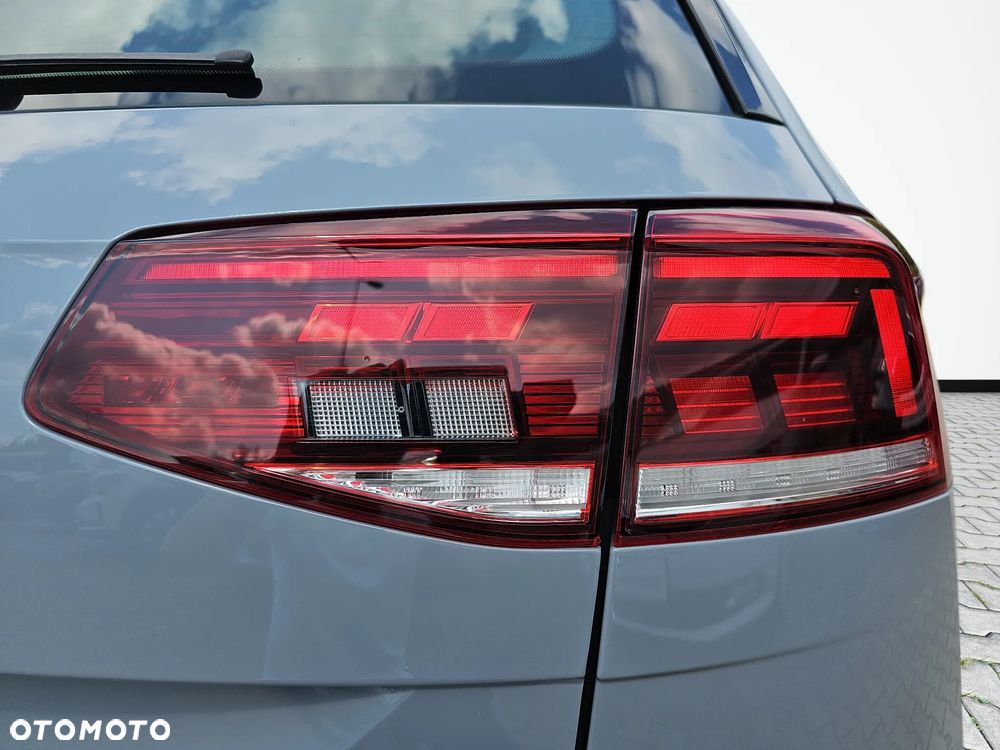 Volkswagen Passat 2.0 TDI EVO Business - 13
