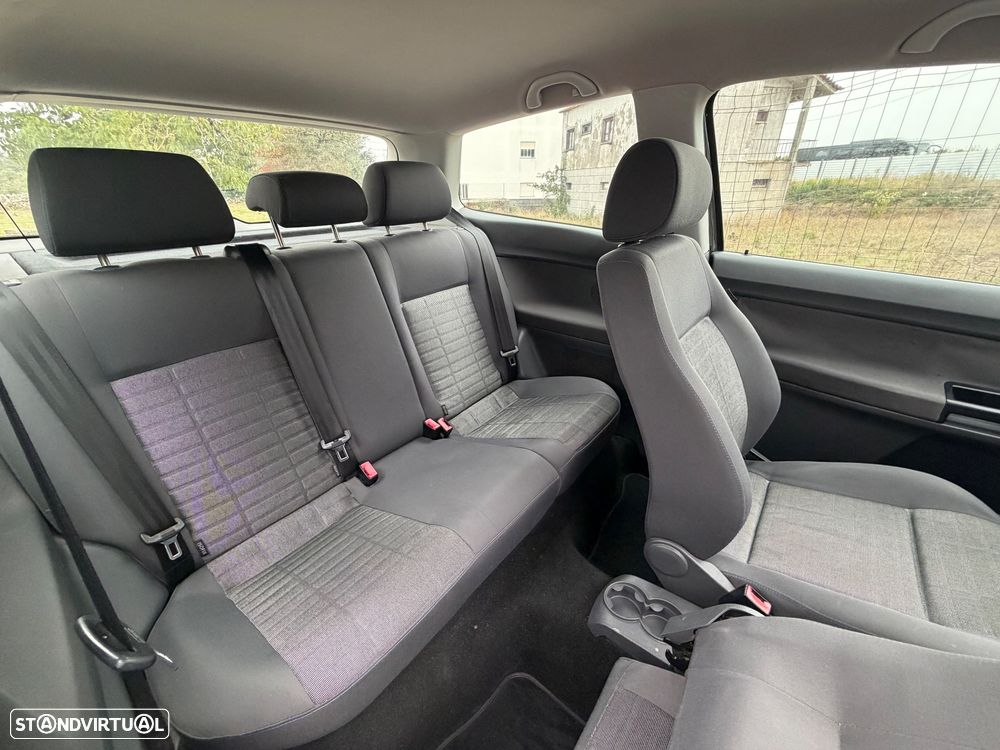 VW Polo 1.2 Live - 12