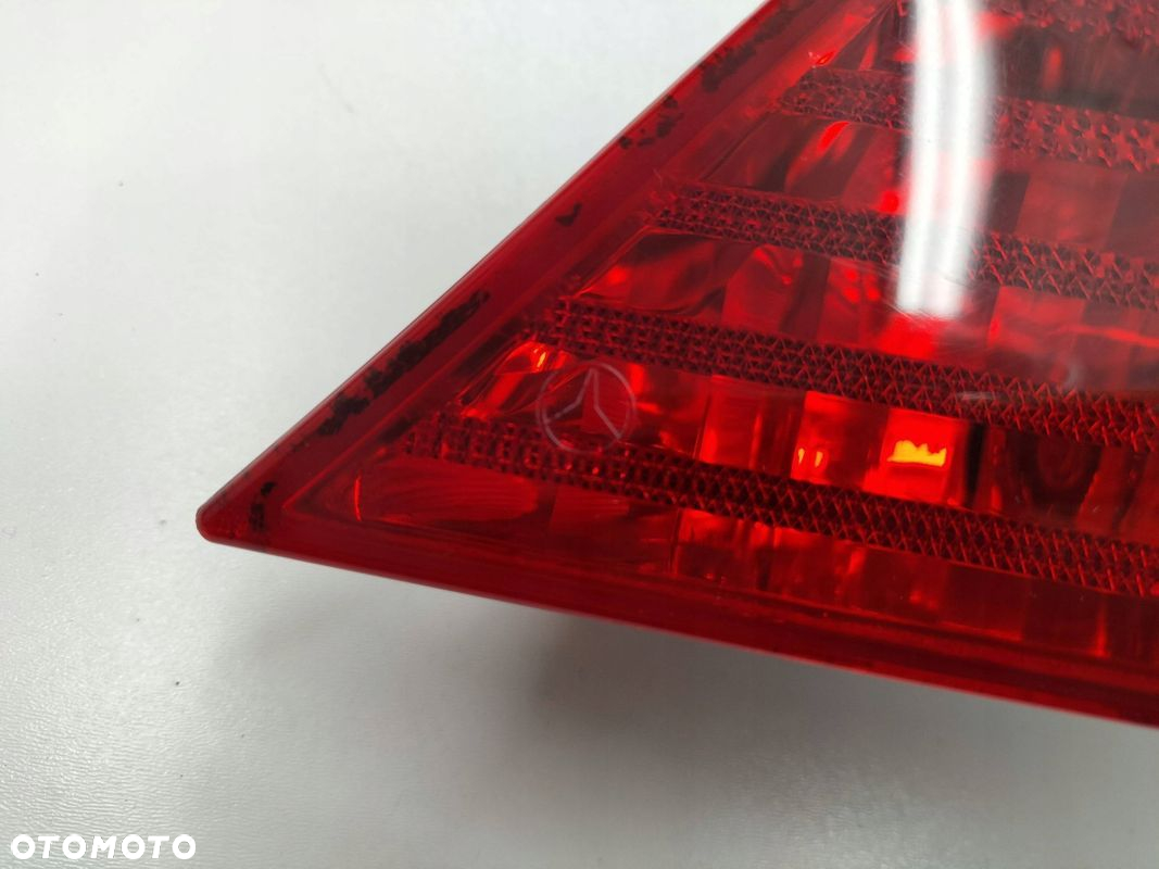 LAMPA PRAWY TYŁ PRAWA TYLNA MERCEDES CLK W209 A2098201664 - 3