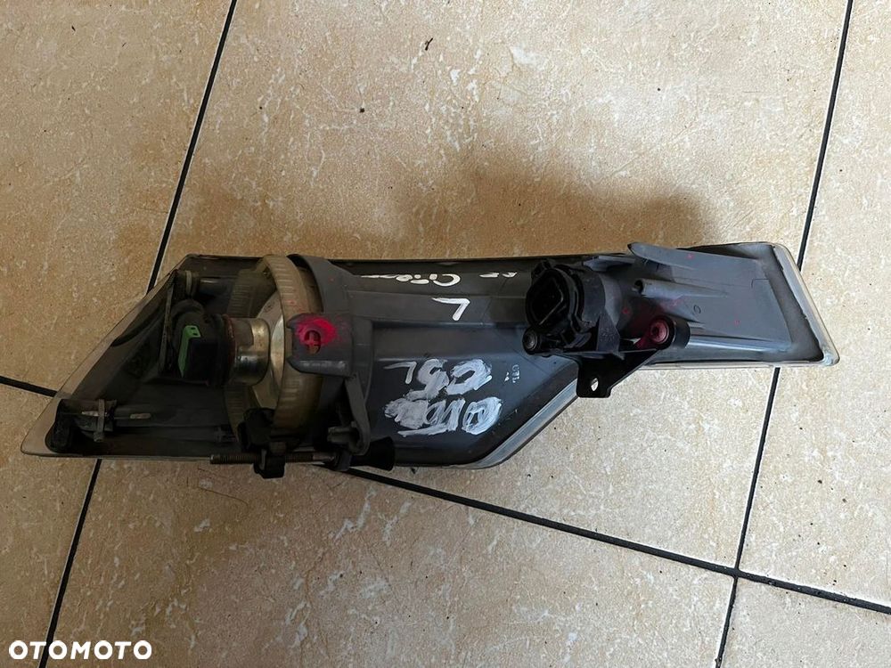 CITROEN C5 HALOGEN LEWY - 2