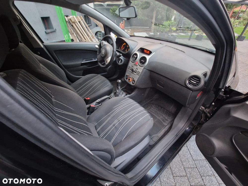 Opel Corsa 1.3 CDTI - 22