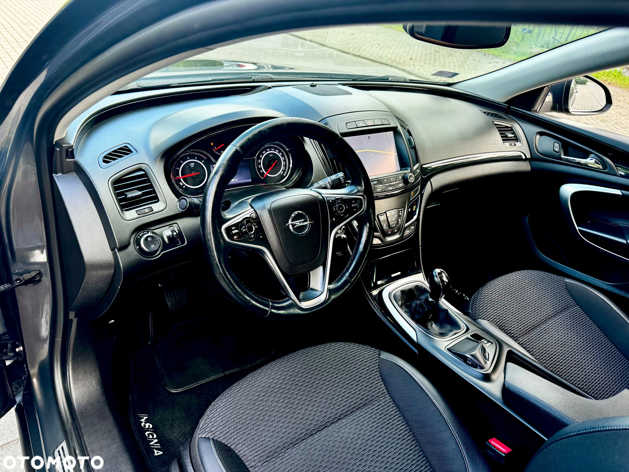 Opel Insignia - 27