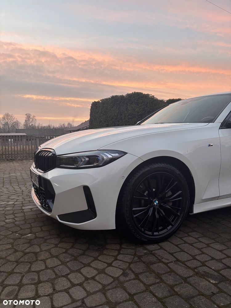 BMW Seria 3 330i xDrive - 3