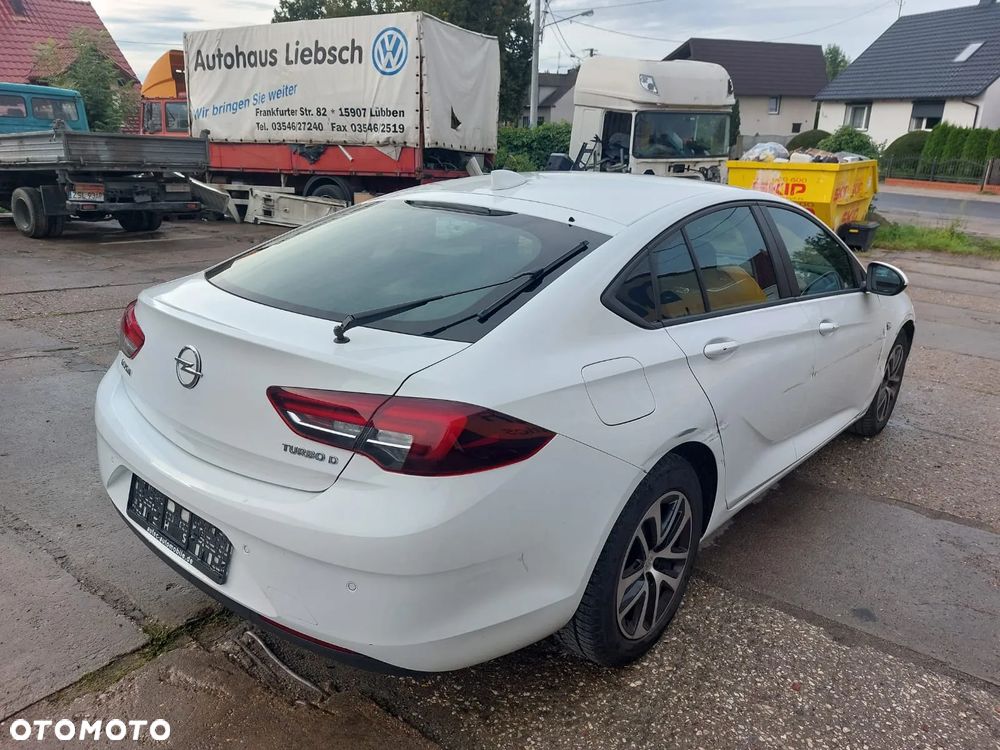 Opel Insignia - 13