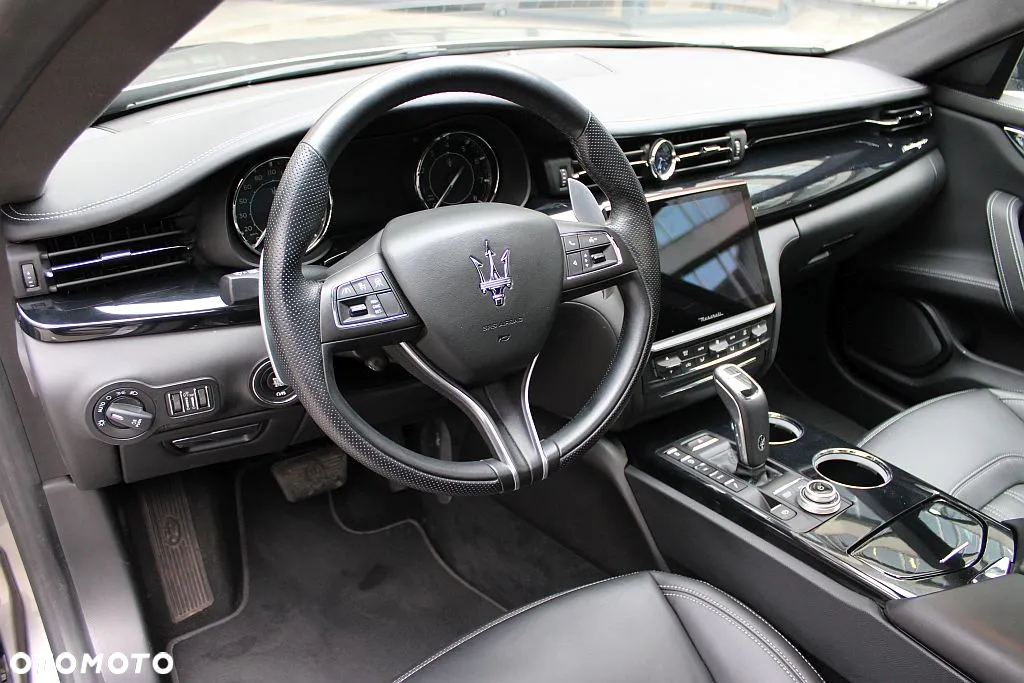 Maserati Quattroporte Modena - 18