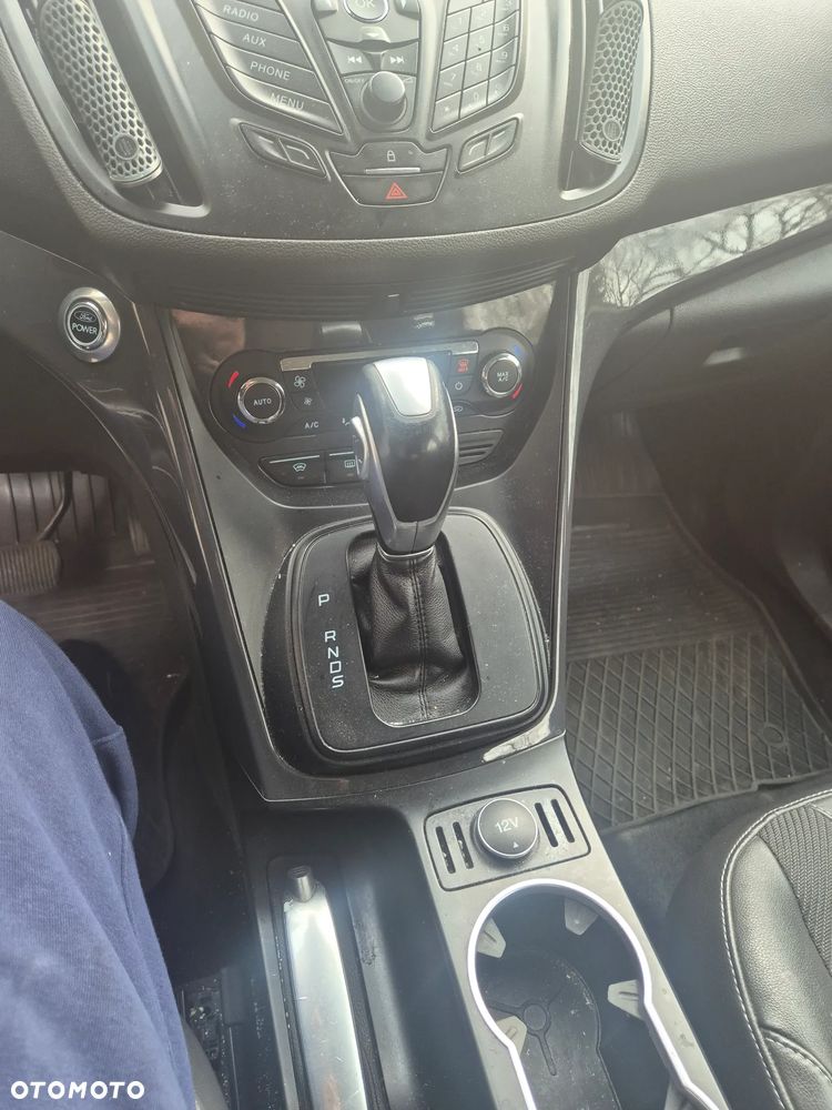 Ford Kuga - 6