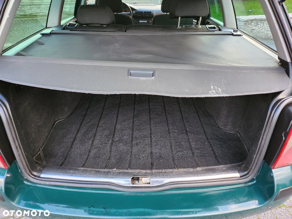 Volkswagen Passat - 9