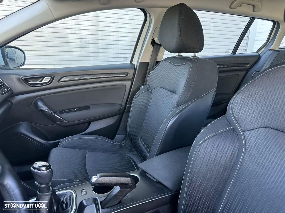 Renault Mégane Sport Tourer - 31